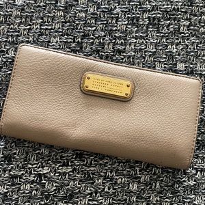 Marc jacobs wallet